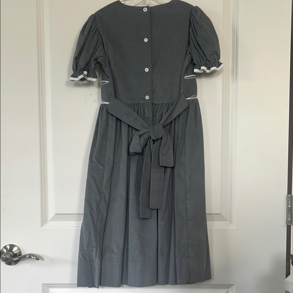 Le’ Za Me Girl’s Gray Corduroy Embellished Dress with Puff Sleeves - Picture 6 of 9